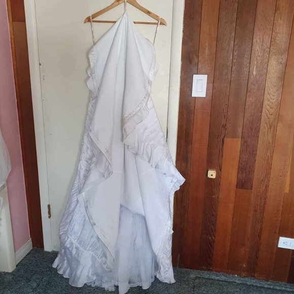 Maggie Sottero size 10 haute couture wedding dress like new corset back - Picture 7 of 7